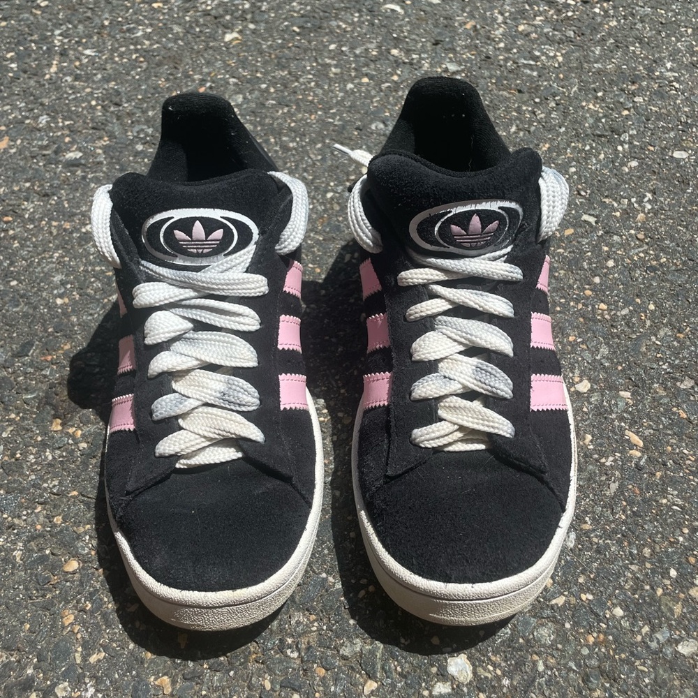 Adidas Women’s Campus 00’s